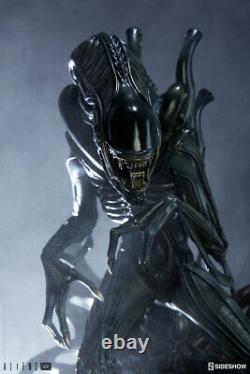 Sold Out Sideshow Alien Warrior Statue