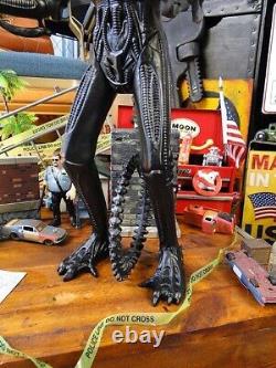 Super 7 Movie Alien 2 Alien Warrior 18 Inch 46cm Retro Figure Released in 20