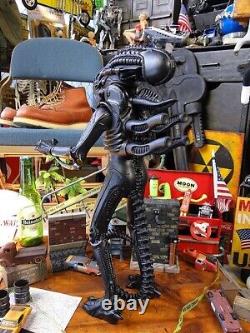 Super 7 Movie Alien 2 Alien Warrior 18 Inch 46cm Retro Figure Released in 20