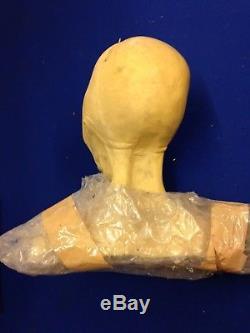 THE Grey Alien Life Size Bust 11resin kit needs painting