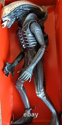 Tsukuda Hobby Alien Figure 40cm 15 1995 New in box