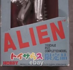 Tsukuda Hobby Alien Warrior 1/5 Scale Soft vinyl Figure Toys'R'Us Exclusive