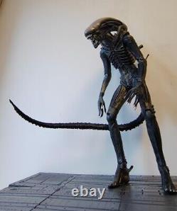 US STOCK NIB NECA AVP2 Alien 1979 18-Inch Scale Action Figure Fully Articulated