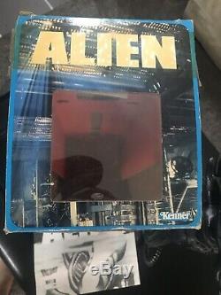 VINTAGE KENNER 1979 ALIEN 18 FIGURE with DOME, BOX & POSTER GREAT CONDITION