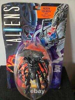 Vintage 1992 LOT of Aliens and Space Marines / 9 Carded figures/ Kenner