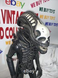 Vintage ALIEN kenner 1979 with SPIKE & TAIL No Teeth/Dome