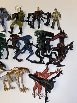 Vintage Aliens Kenner Predator Kenner 1993 Figures Huge Lot