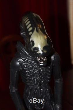 Vintage Kenner 1979 Alien 18 Figure RARE! GREAT SHAPE! No Box