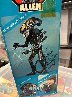 Vintage Kenner Alien Figure Signed by Several Original Cast Members