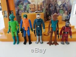 Vintage Star Wars Creature Cantina Playset with Blue Snaggletooth Aliens and Box